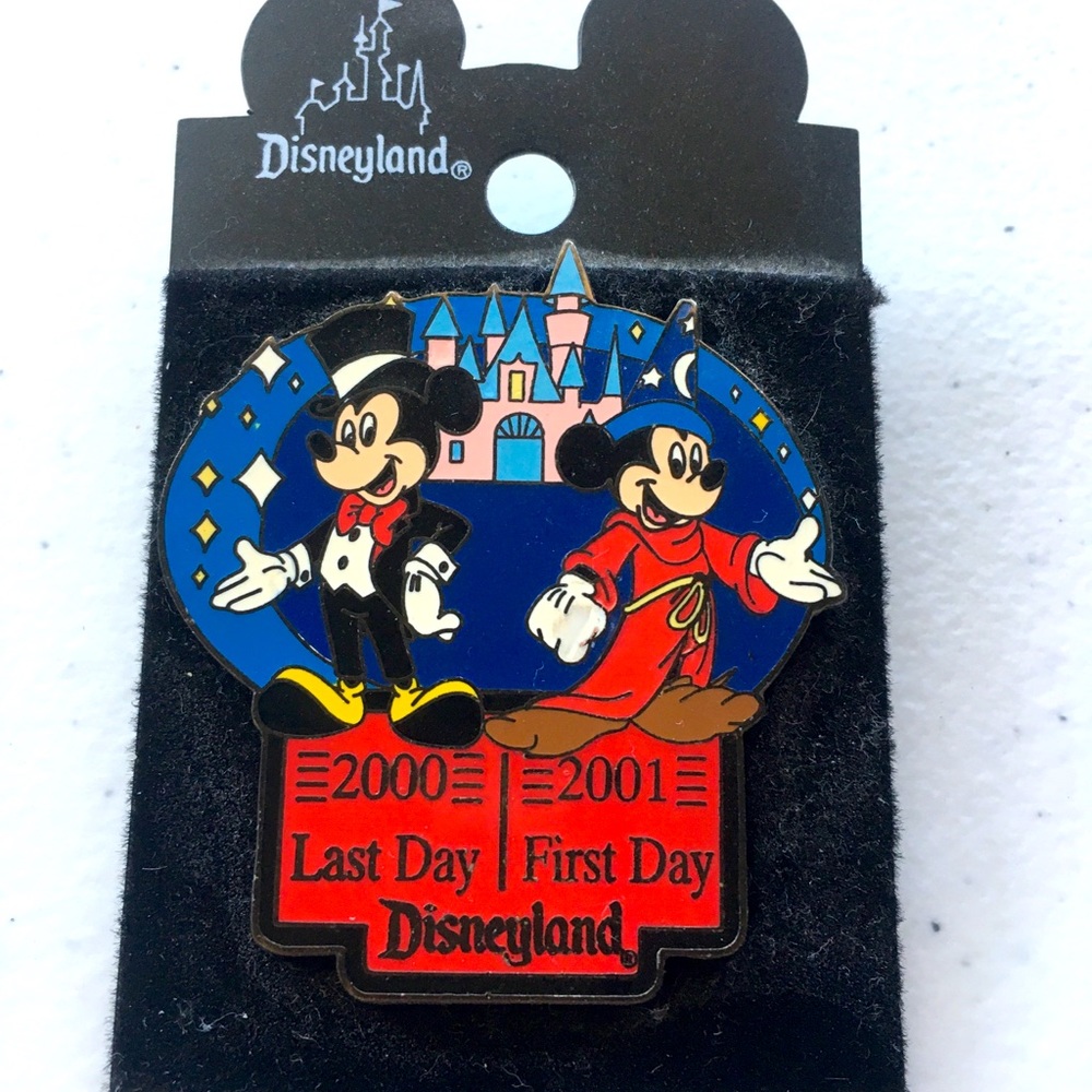 Disney pin